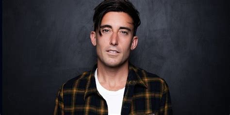 phil wickam|Iba pa.